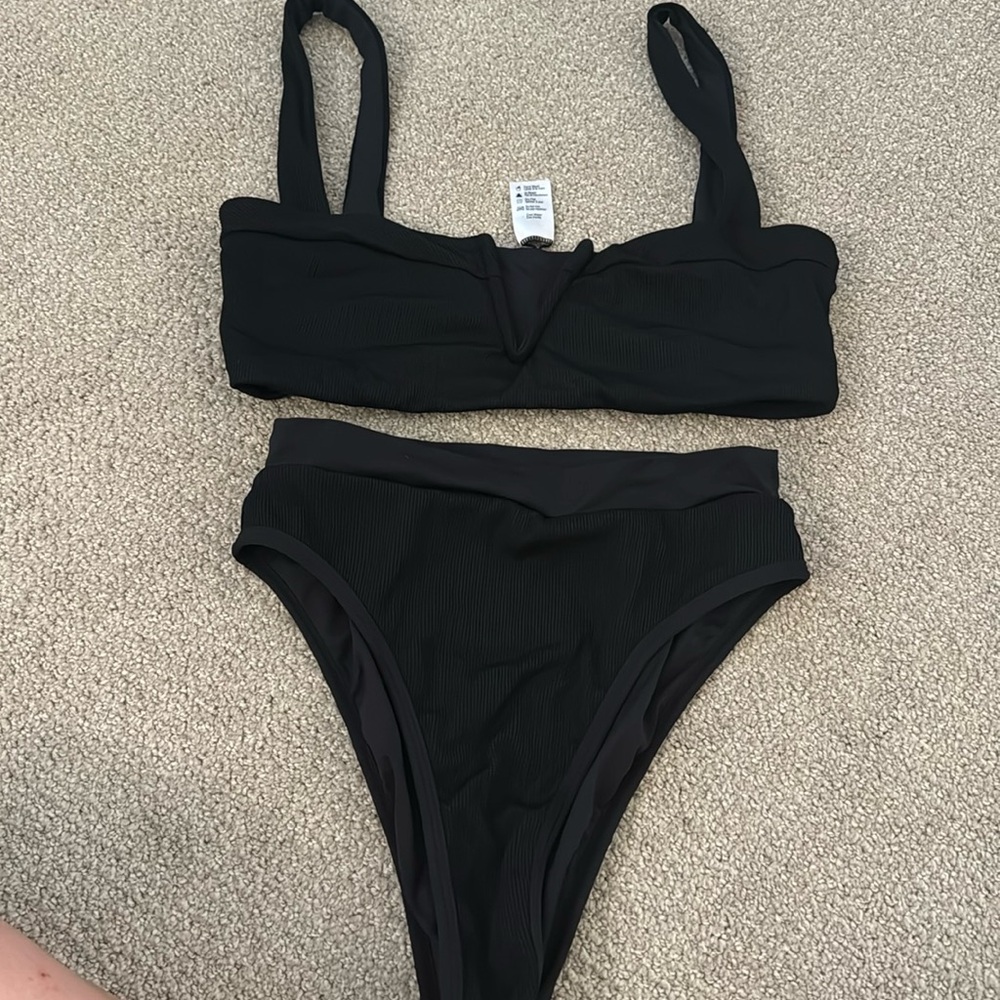 L space bikini